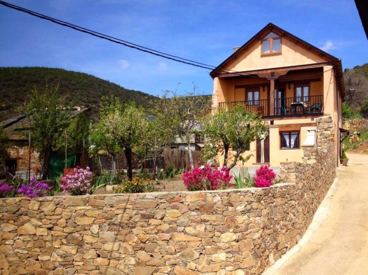 Cozy House In Tedejo, 130 Sqm, Peaceful Natural Surroundings Villa Tejedo Bagian luar foto