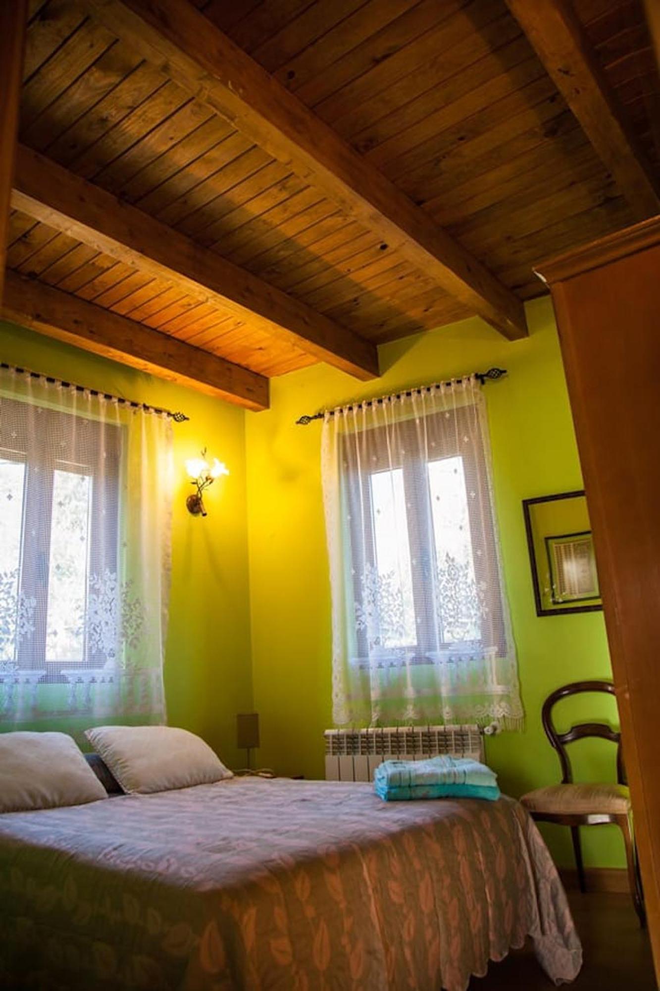 Cozy House In Tedejo, 130 Sqm, Peaceful Natural Surroundings Villa Tejedo Bagian luar foto